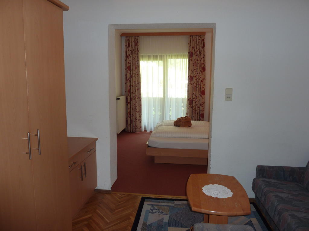 Alpenhotel Badmeister Flattach Oda fotoğraf