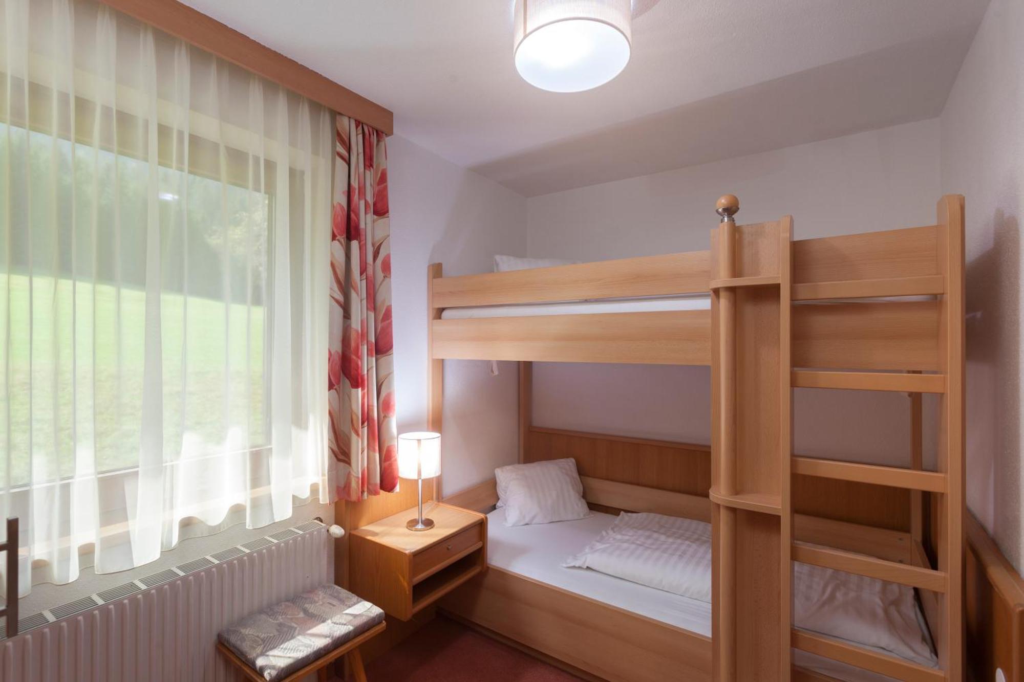Alpenhotel Badmeister Flattach Oda fotoğraf
