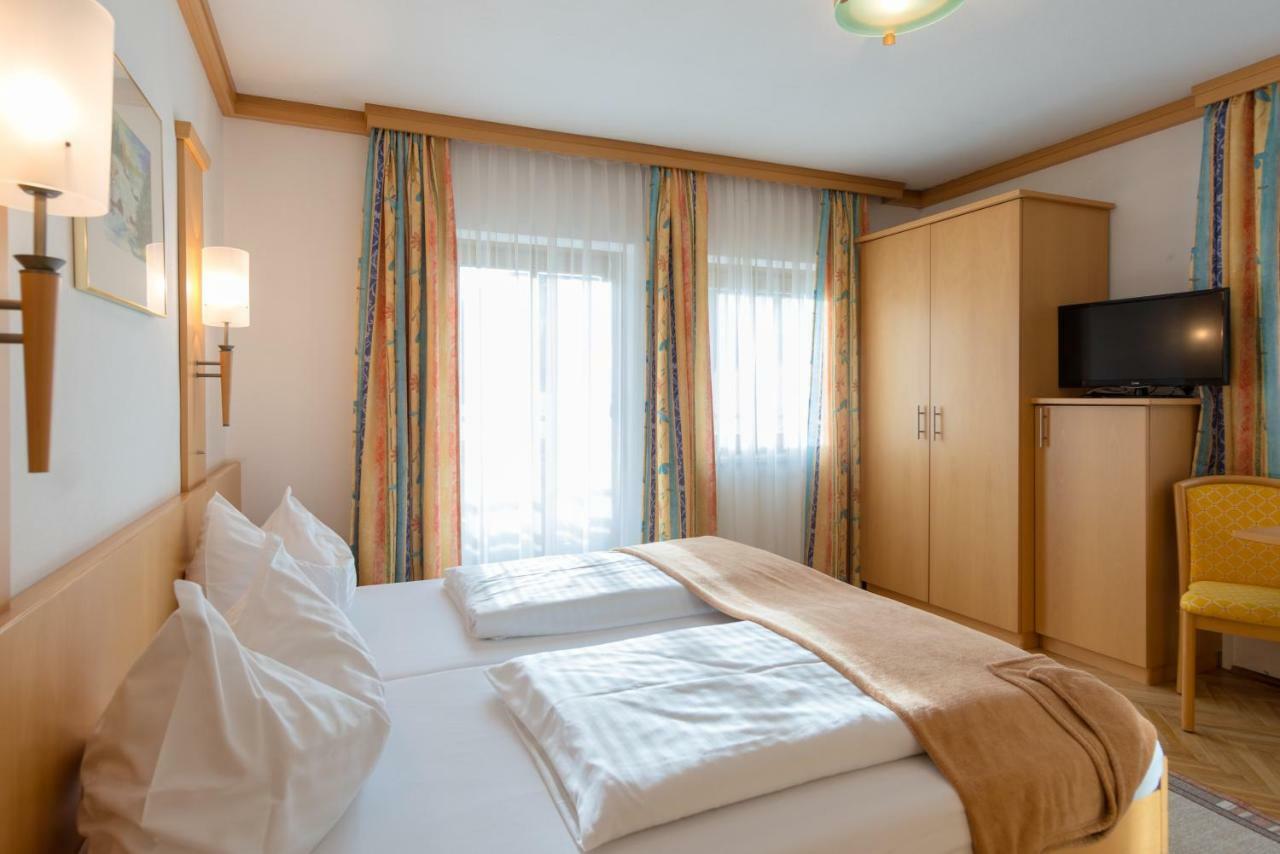 Alpenhotel Badmeister Flattach Dış mekan fotoğraf